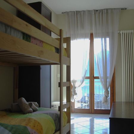 Typical Apartment In Valtellina 松德里奥 外观 照片
