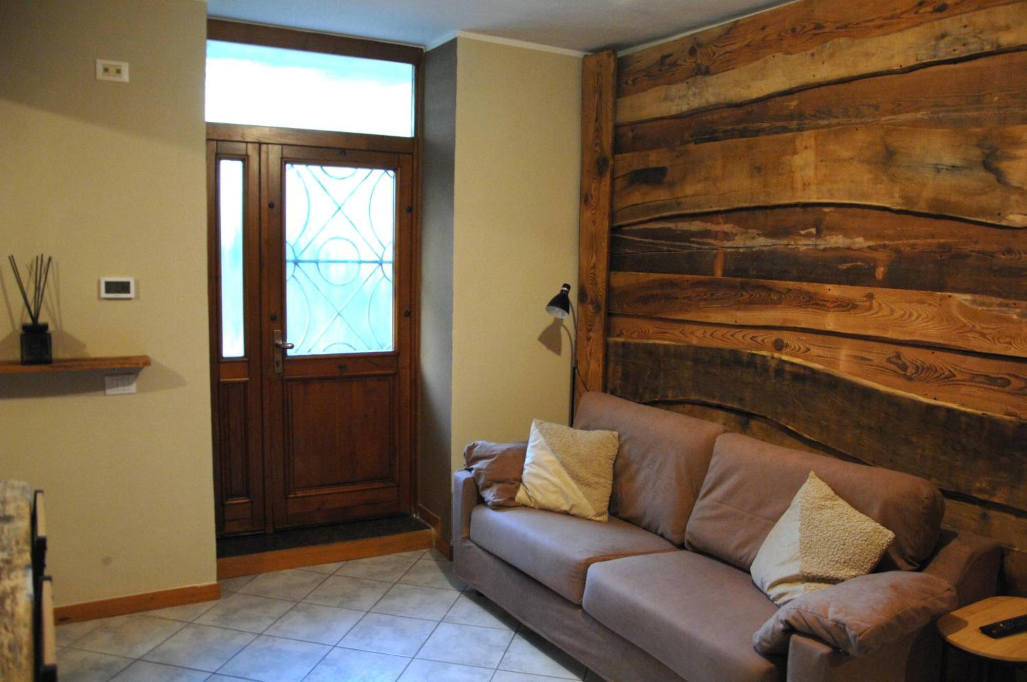 Typical Apartment In Valtellina 松德里奥 外观 照片